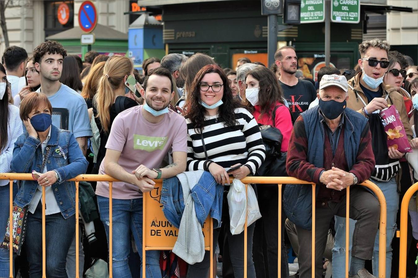 Fotos: Búscate en la mascletà del 2 de marzo de 2022