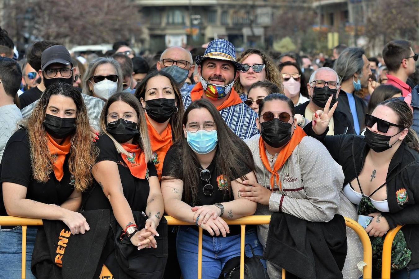 Fotos: Búscate en la mascletà del 2 de marzo de 2022