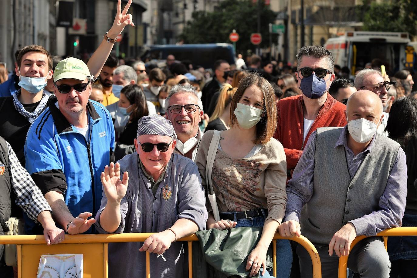 Fotos: Búscate en la mascletà del 3 de marzo de 2022