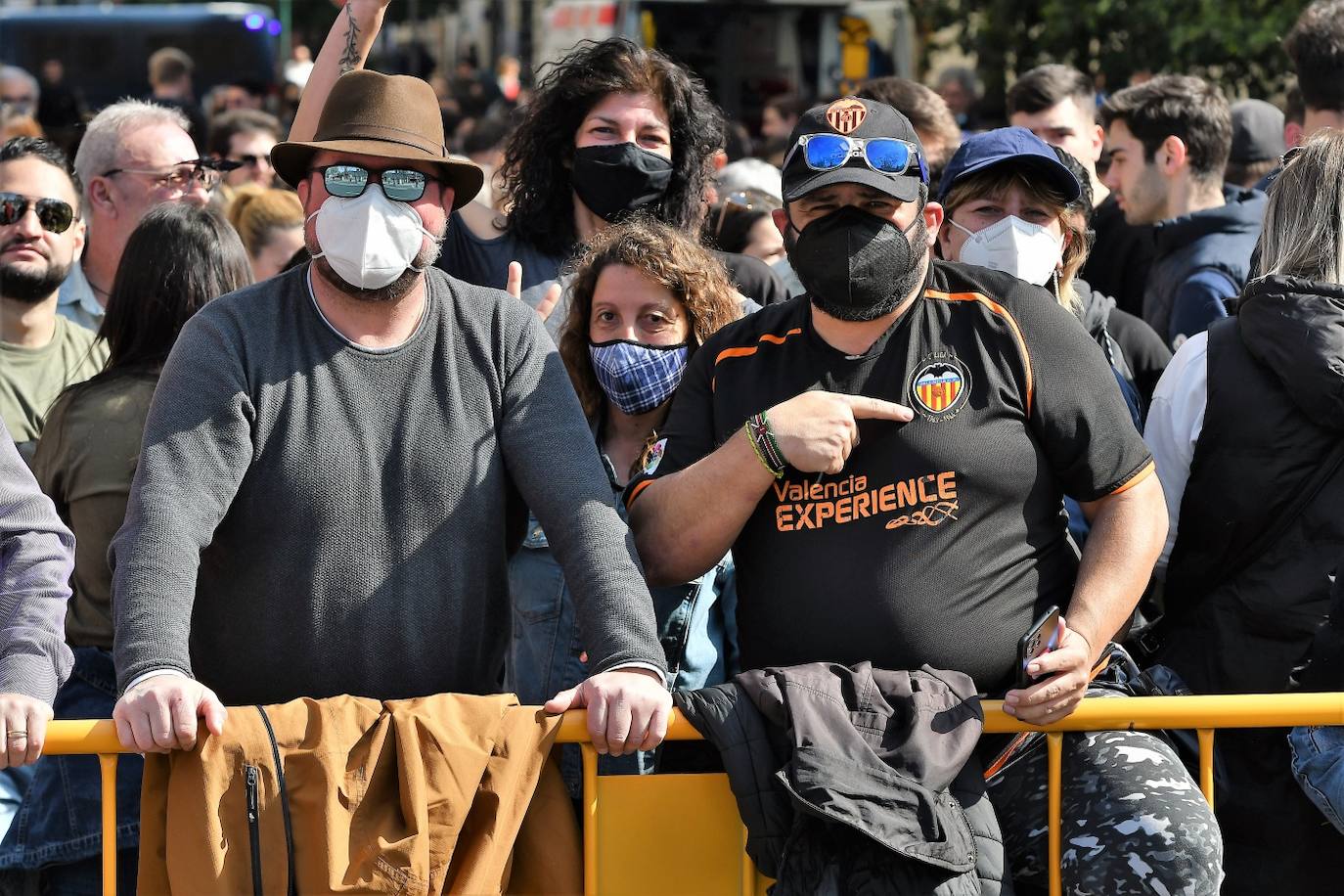 Fotos: Búscate en la mascletà del 3 de marzo de 2022