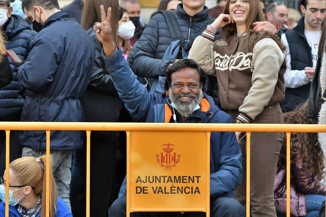 Fotos: Búscate en la mascletà del 3 de marzo de 2022