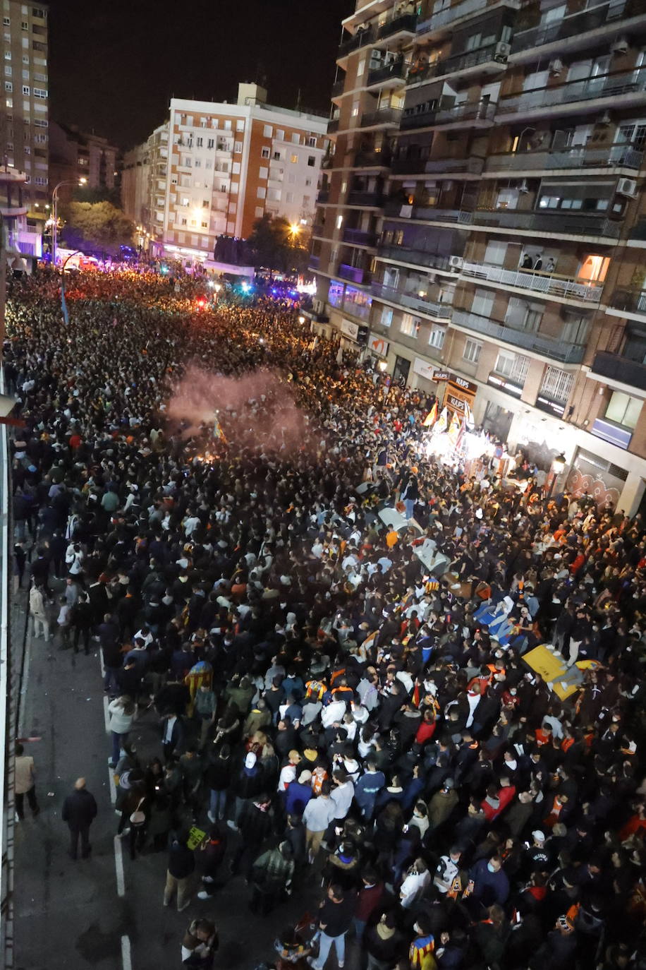 Fotos: Mestalla celebra el pase a la final de la Copa del Rey