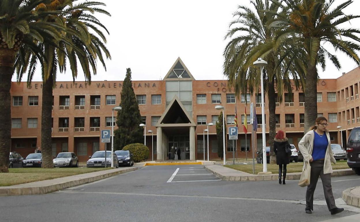 Sede de la Conselleria de Educación en Valencia.