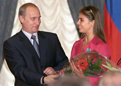 Imagen secundaria 1 - Vladímir Putin y Alina Kabaeva.