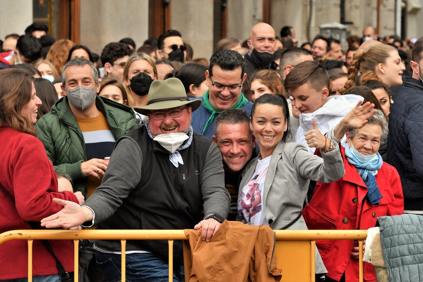 Fotos: Búscate en la mascletà del 5 de marzo de 2022