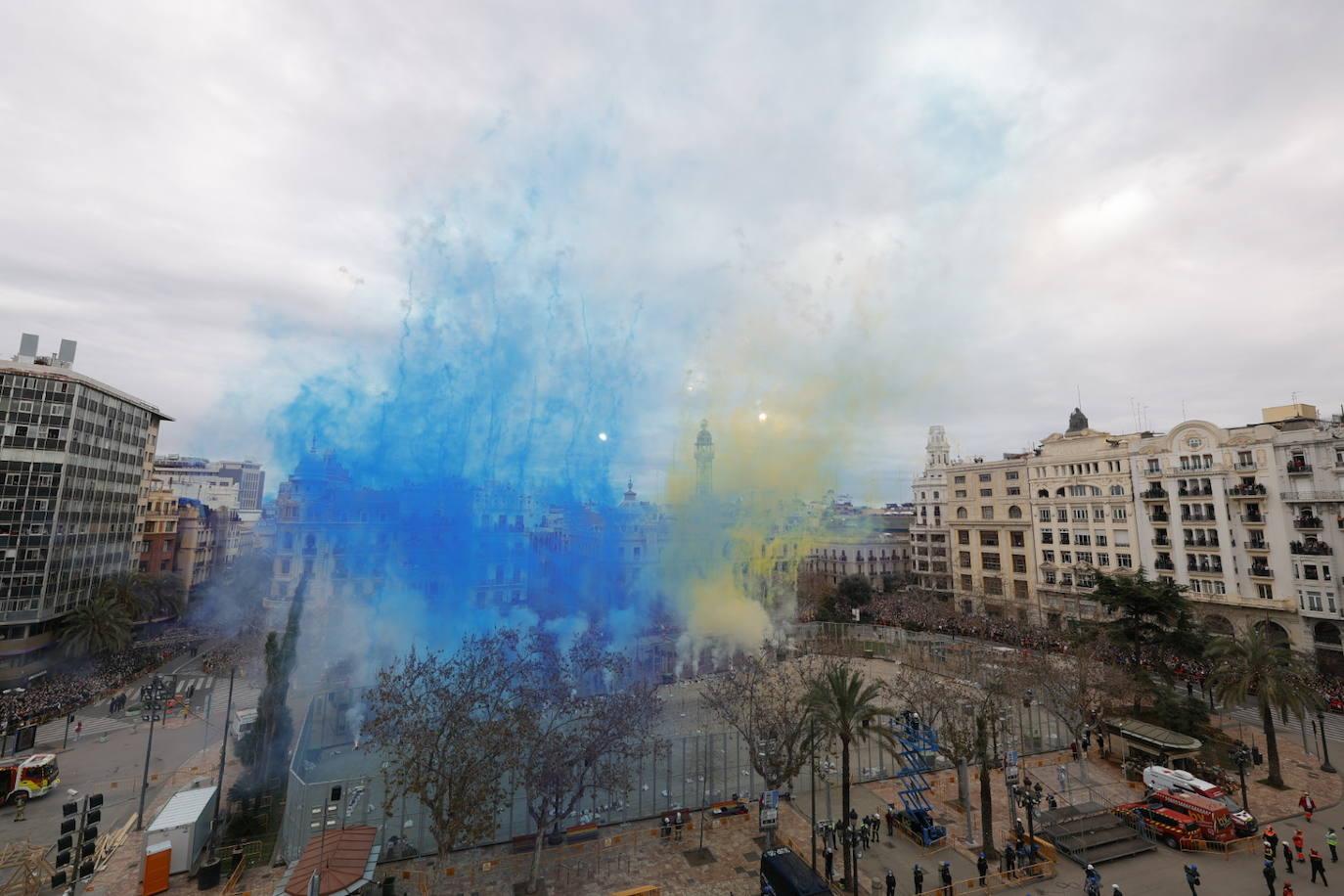 Fotos: Así ha sido la mascletà por Ucrania del 5 de marzo