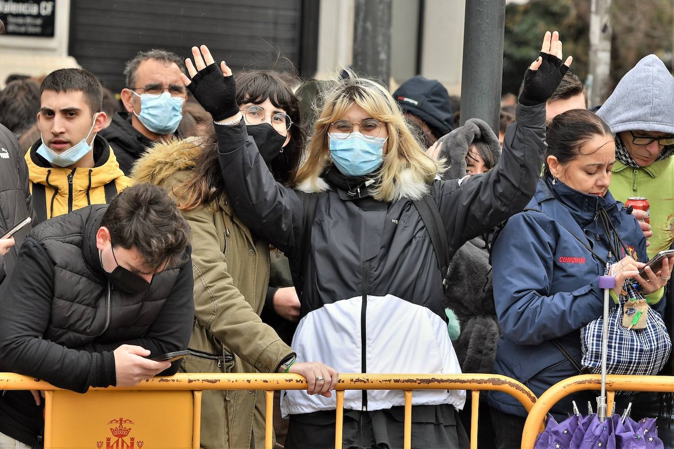 Fotos: Búscate en la mascletà del 6 de marzo de 2022