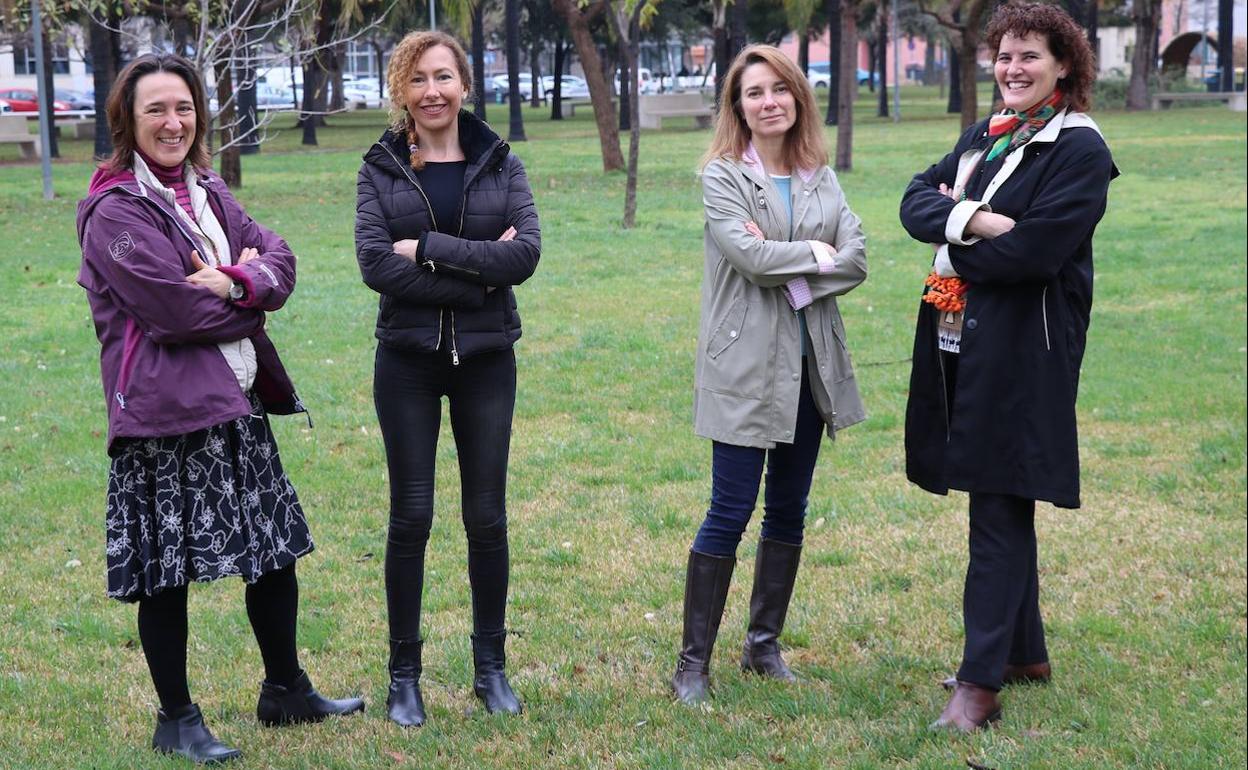 Investigadoras del grupo INVISIBLES. De izquierda a derecha: Rosa Isusi, Rocío Poveda, Mónica García Melón y Adela García-Aracil. 