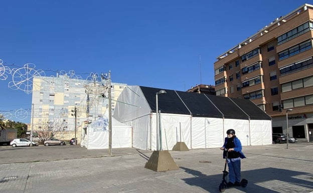 Llegan los primeros cortes de calles en Valencia por las carpas