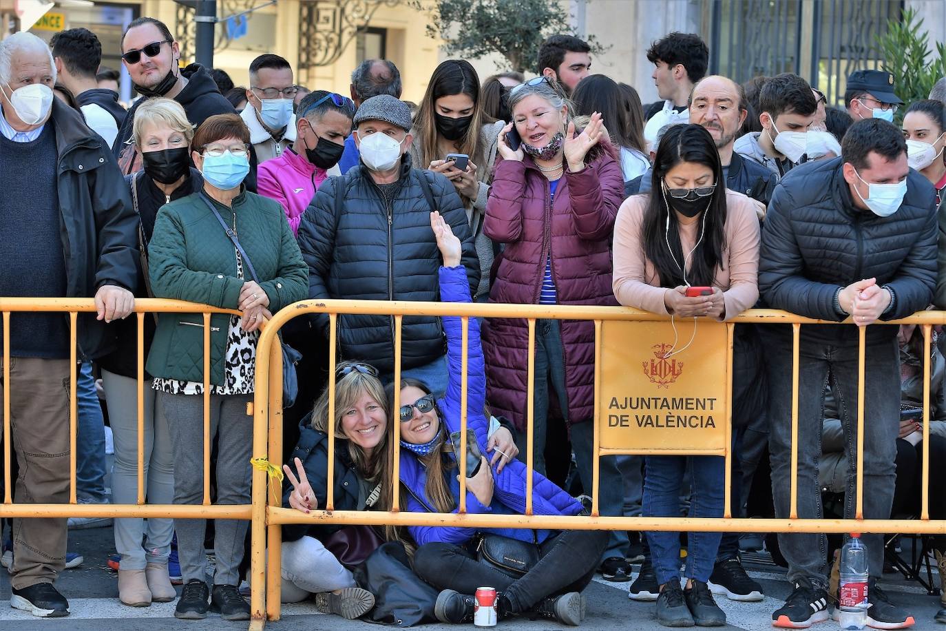 Fotos: Búscate en la mascletà del miércoles 9 de marzo