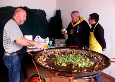 Imagen secundaria 1 - Las paellas y el menú de Quique Dacosta en la falla Oeste. 