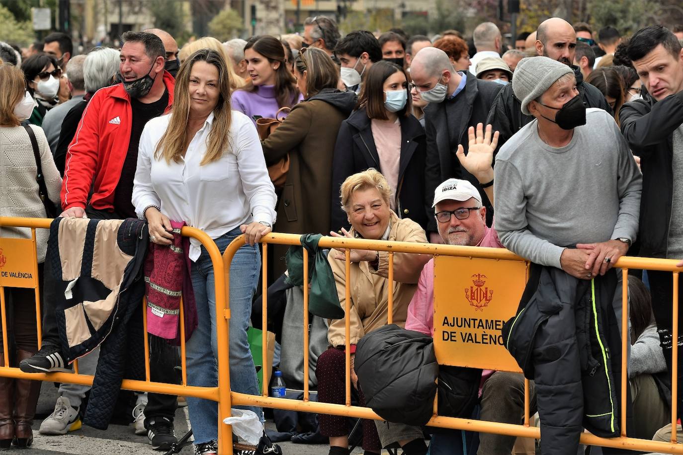 Fotos: Búscate en la mascletà del viernes 11 de marzo