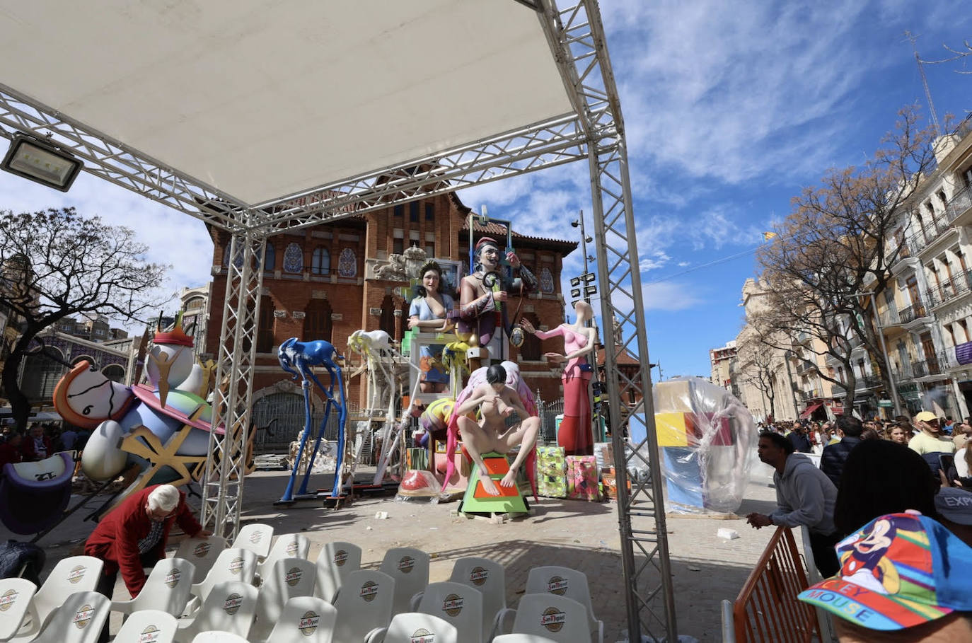 Falla de la Plaza del Mercado.