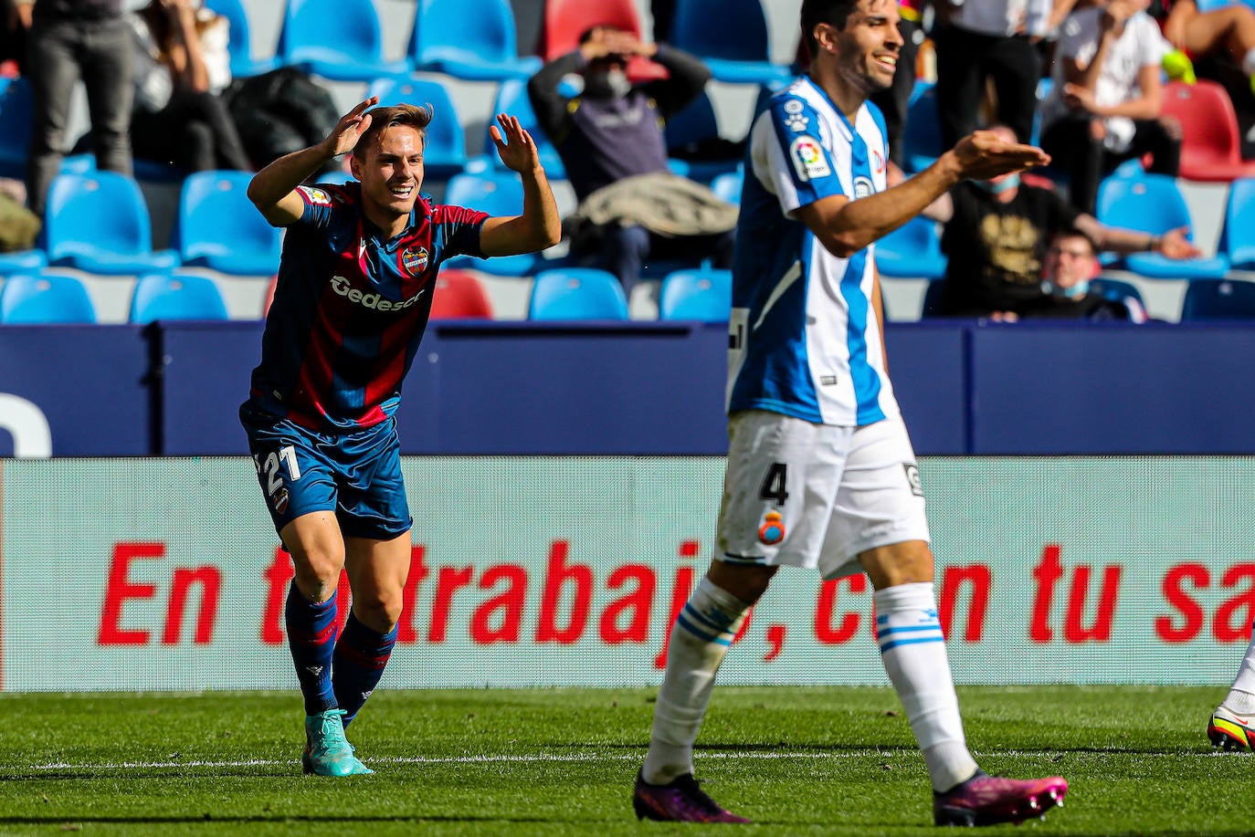 Fotos: Las mejores imágenes del Levante UD-RCD Espanyol