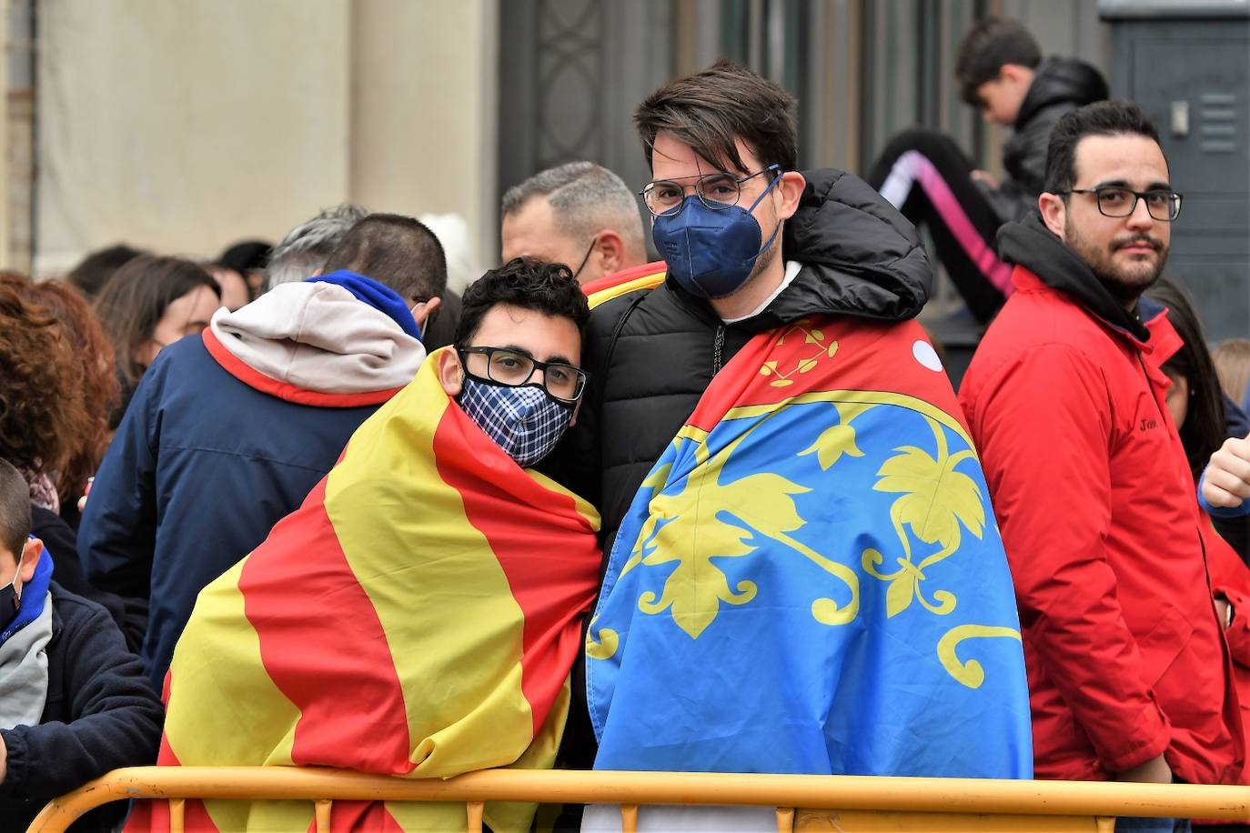 Fotos: Búscate en la mascletà del martes 15 de marzo de 2022