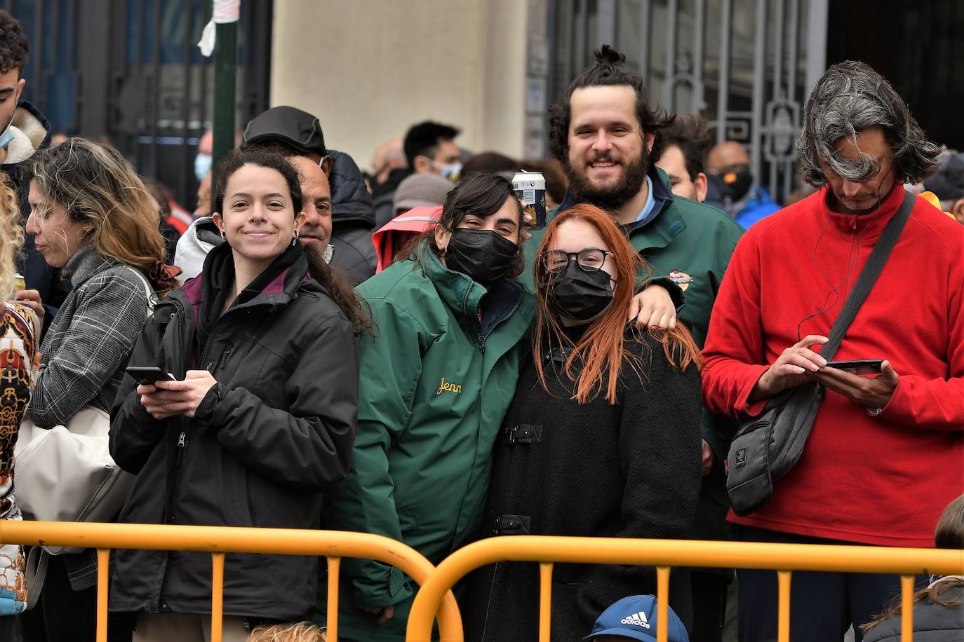 Fotos: Búscate en la mascletà del martes 15 de marzo de 2022