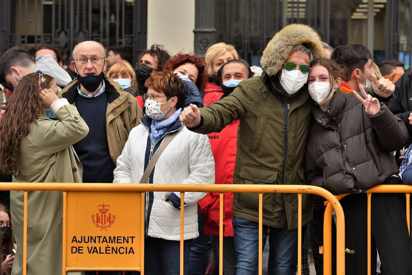 Fotos: Búscate en la mascletà del martes 15 de marzo de 2022