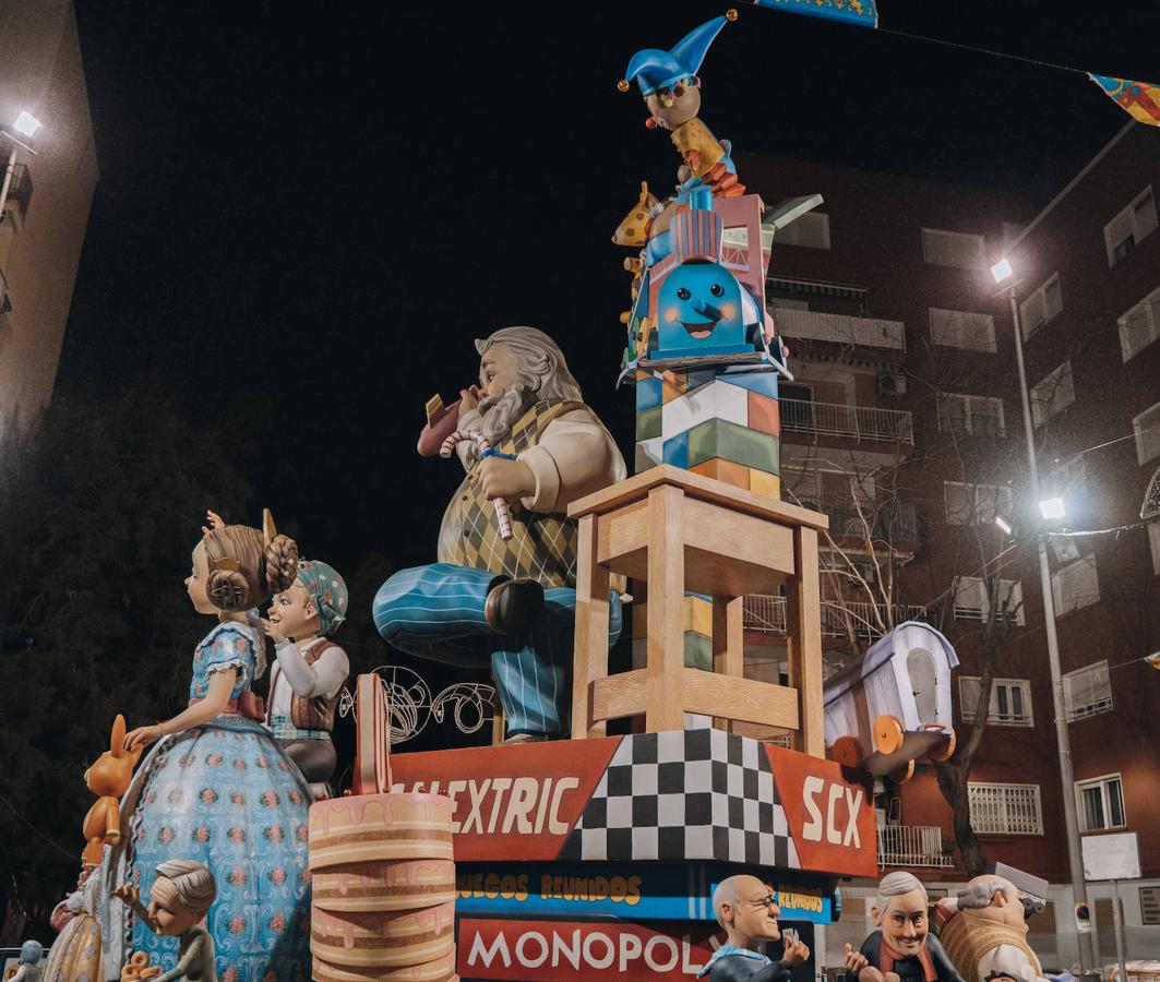 Así es la Falla Barri de la Llum 