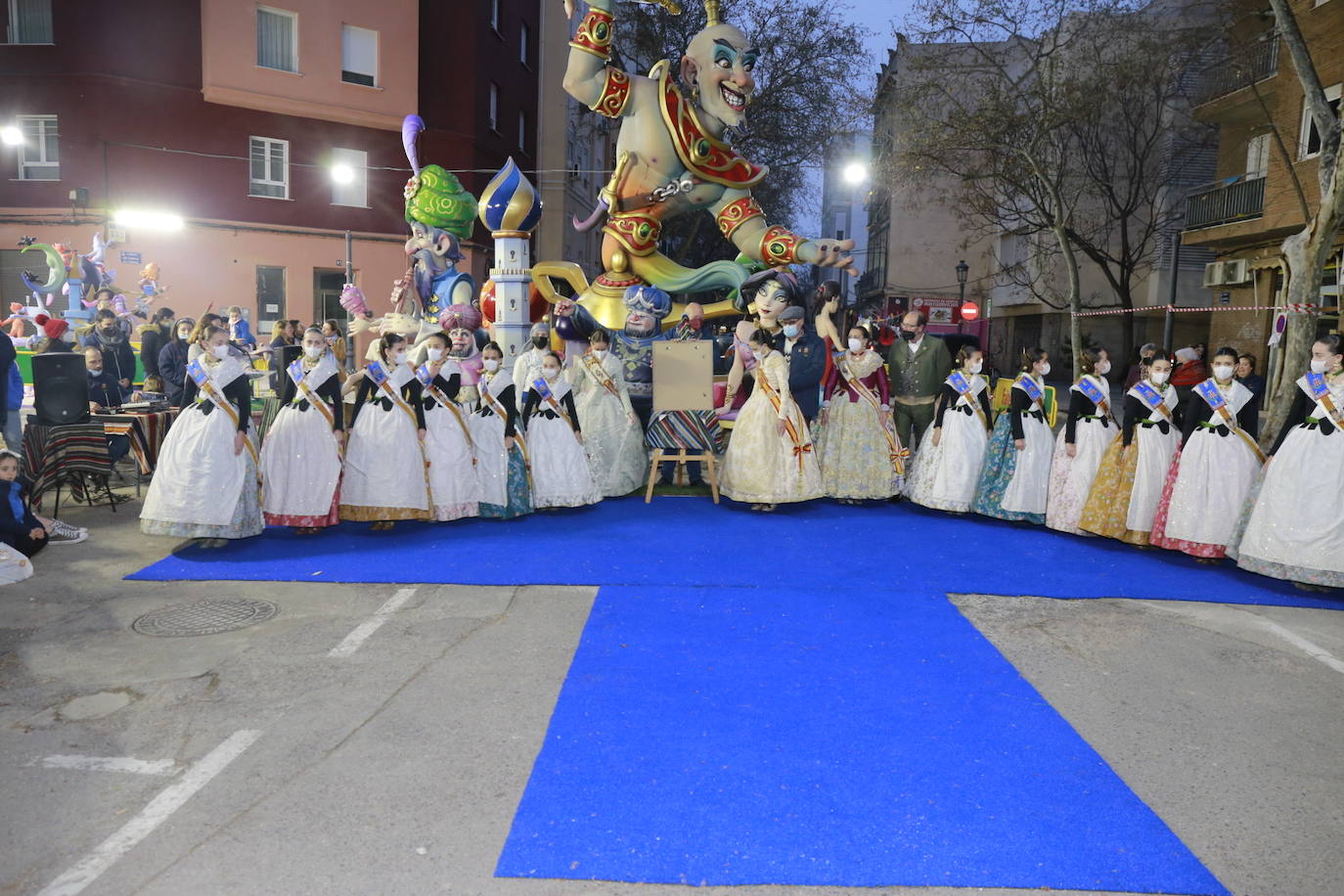 Fotos: Fiesta sorpresa de Barón de Patraix a Luis Herrero