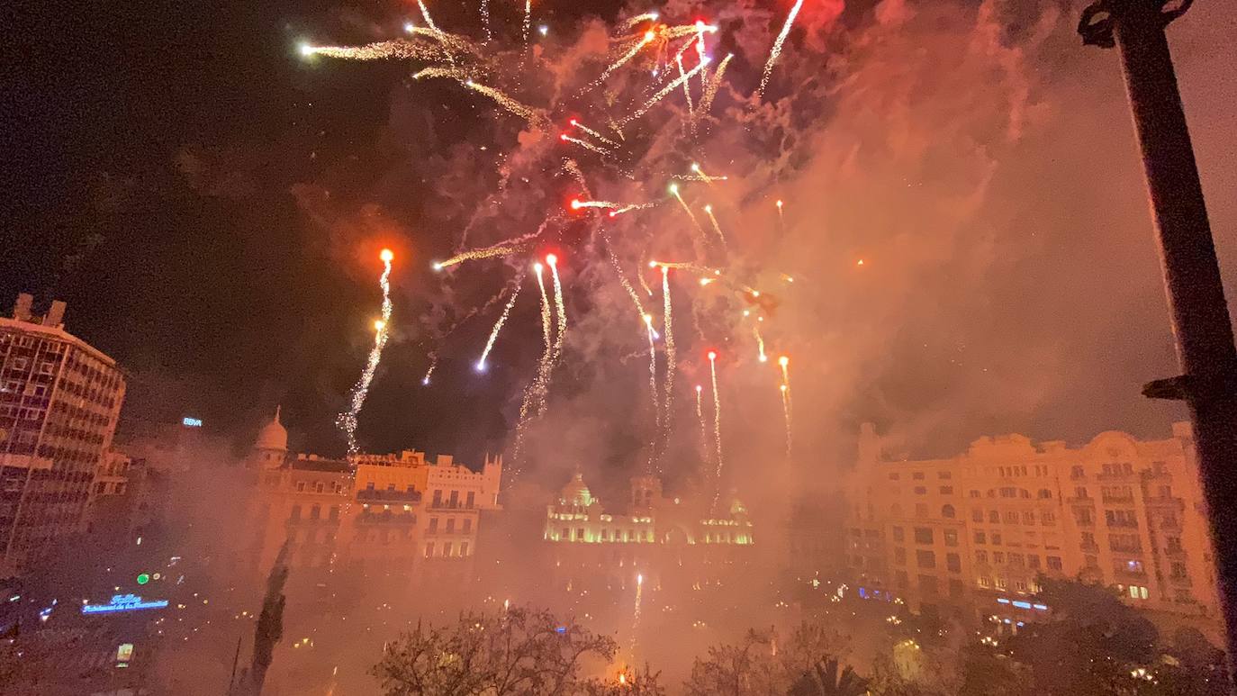 Fotos: Así ha sido la Nit de l&#039; Albà de las Fallas 2022