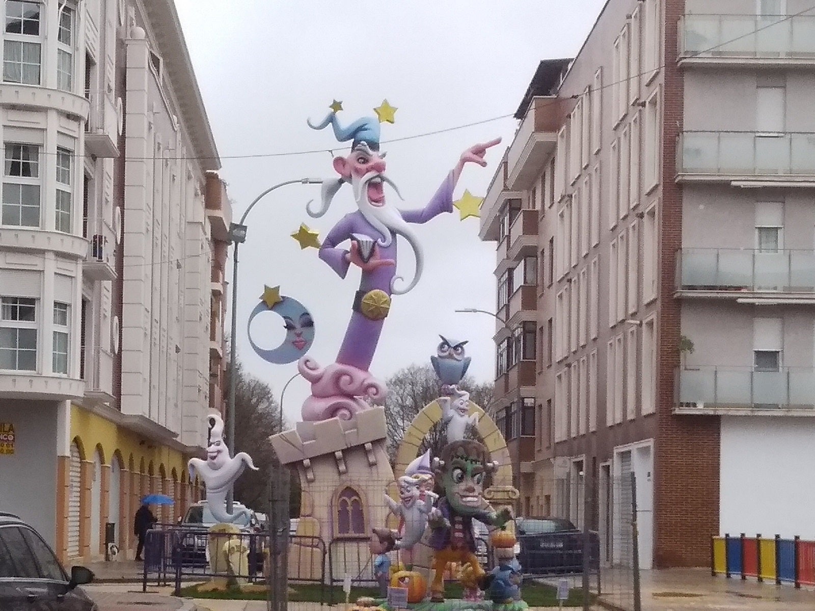 Falla Passaig Cardenal Serra.