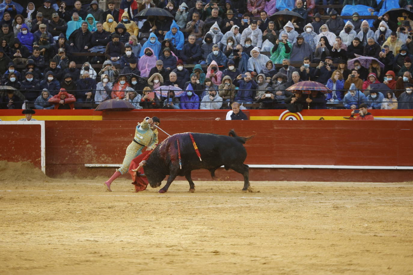 Fotos: Corrida de toros de las Fallas 2022: jueves 17 de marzo