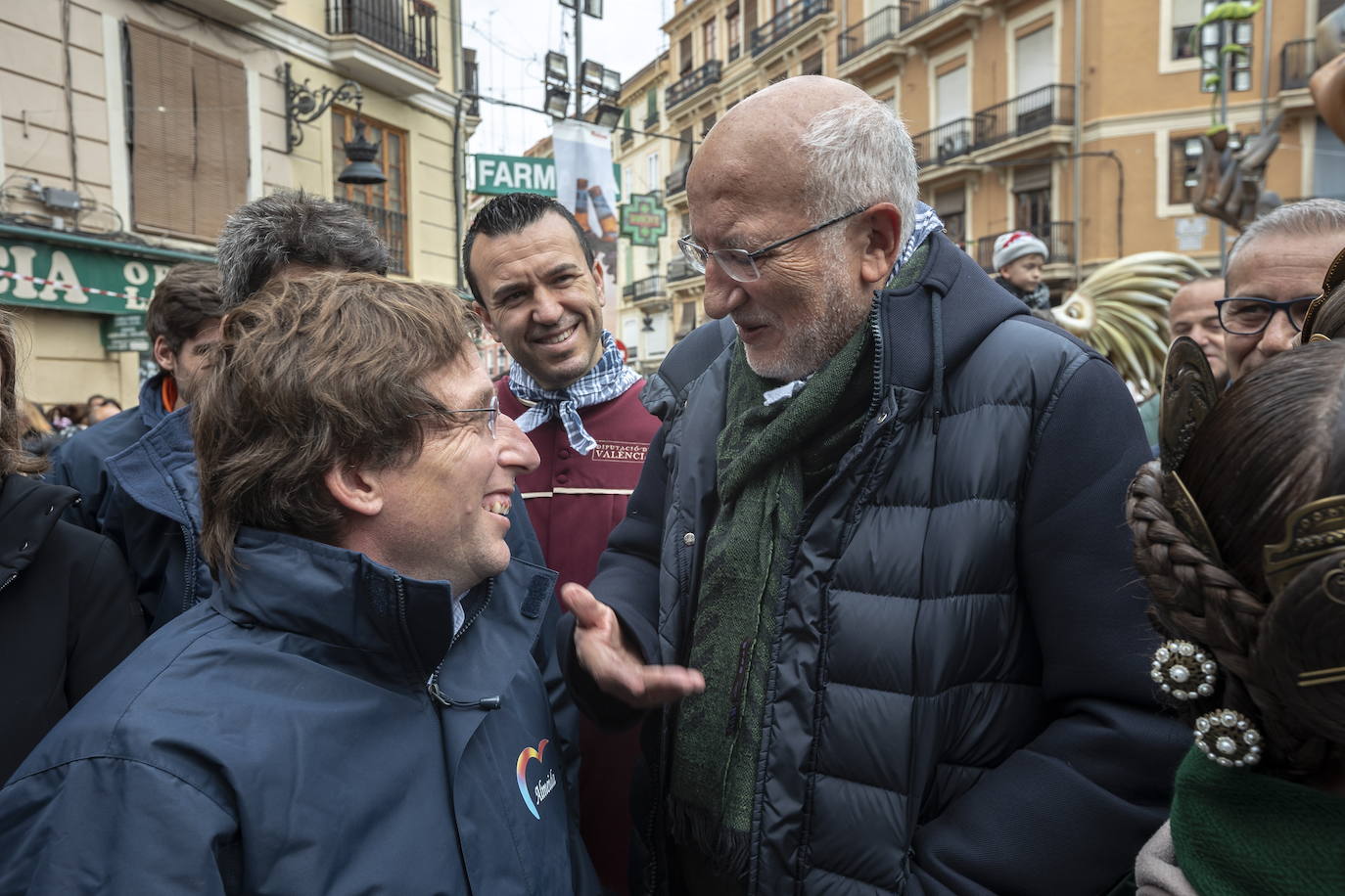 Fotos: Fallas 18 de marzo de 2022: Convento Jerusalén reúne a políticos y caras conocidas