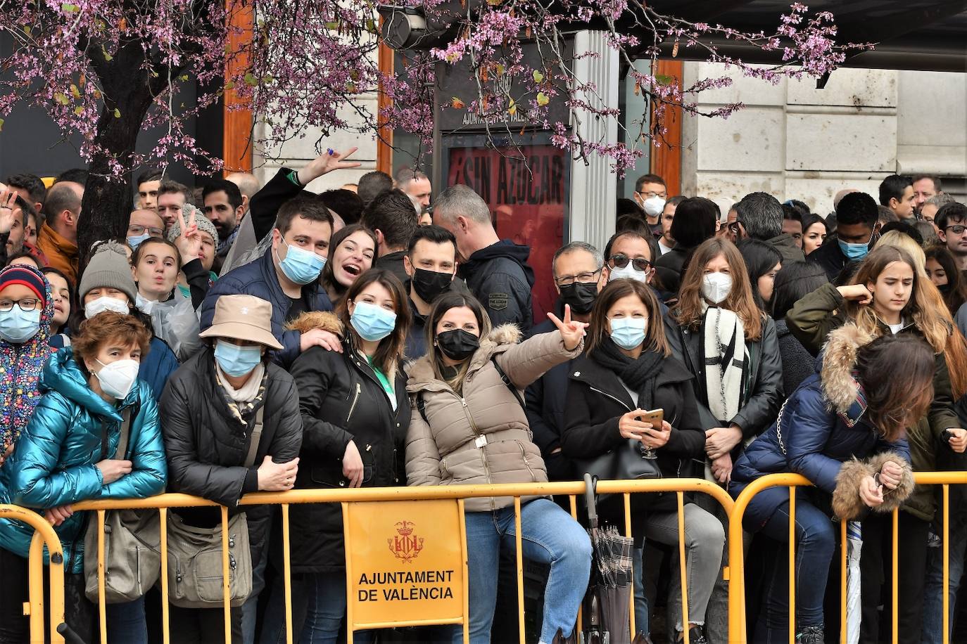 Fotos: Búscate en la mascletà de este sábado 19 de marzo