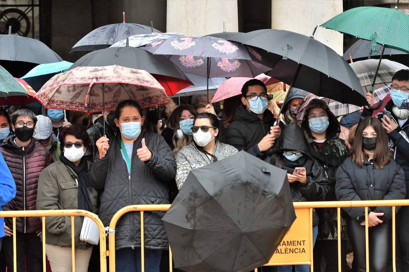 Fotos: Búscate en la mascletà de este sábado 19 de marzo