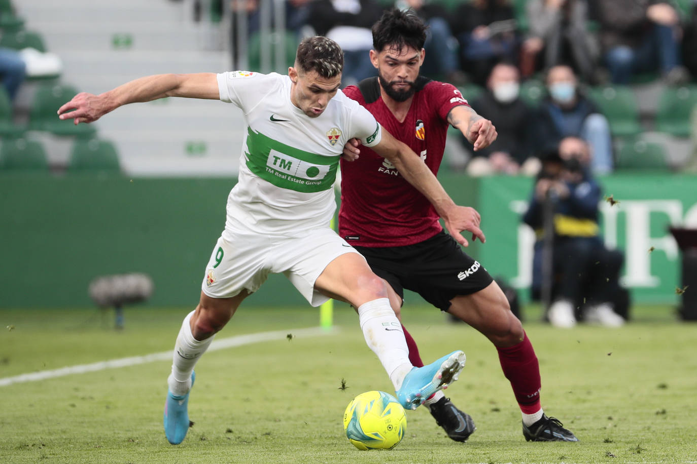 Fotos: Las mejores imágenes del Elche CF-Valencia CF