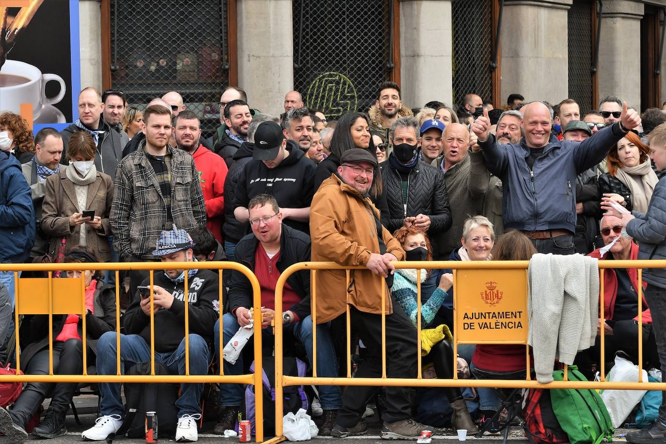 Fotos: Búscate en la mascletà del 20 de marzo en Valencia