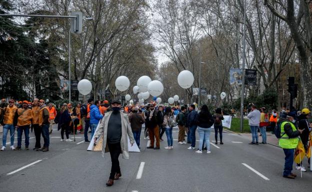 Decenas de miles de personas toman Madrid para defender el mundo rural