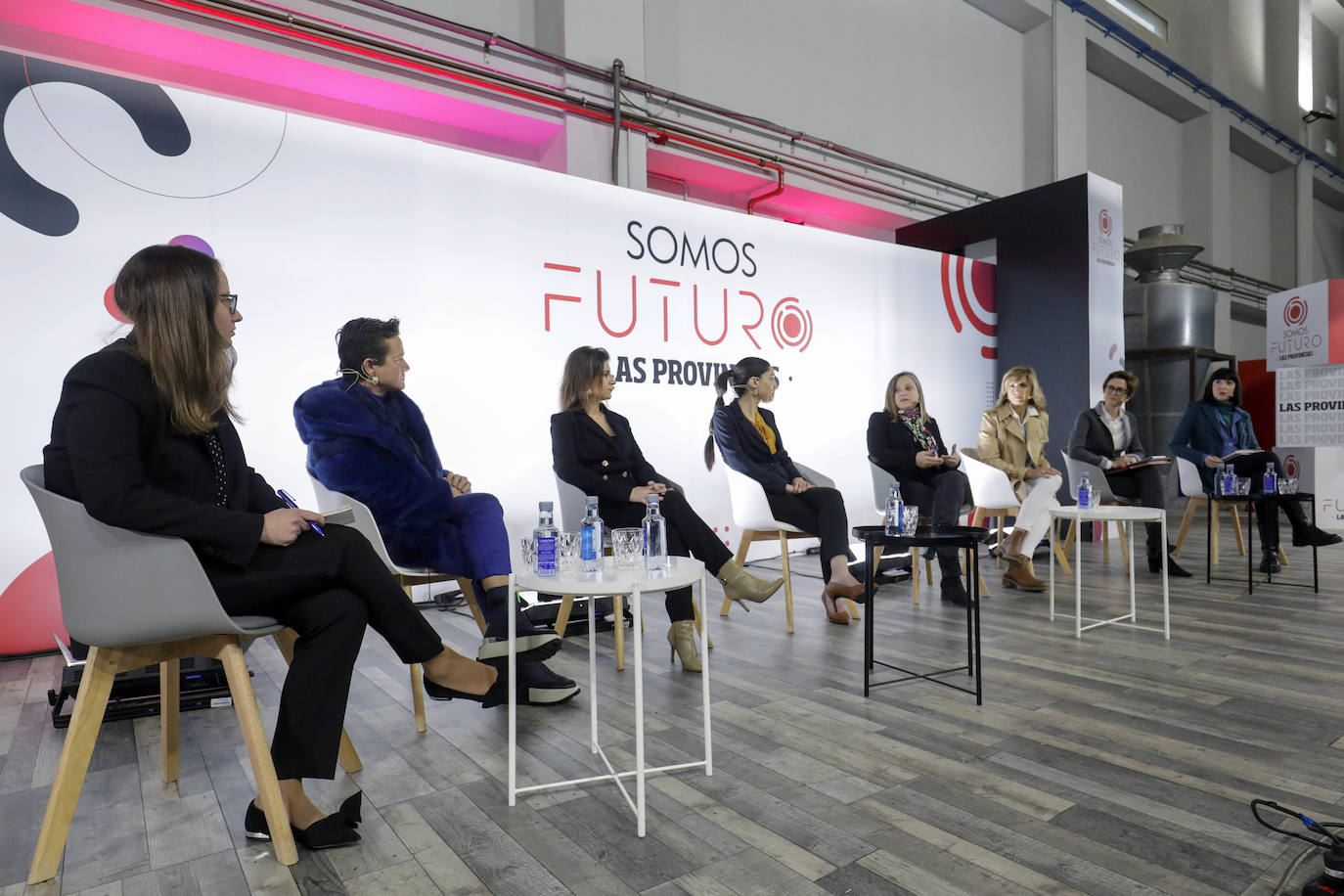 Fotos: Las mujeres construyen el futuro en un debate sobre la igualdad