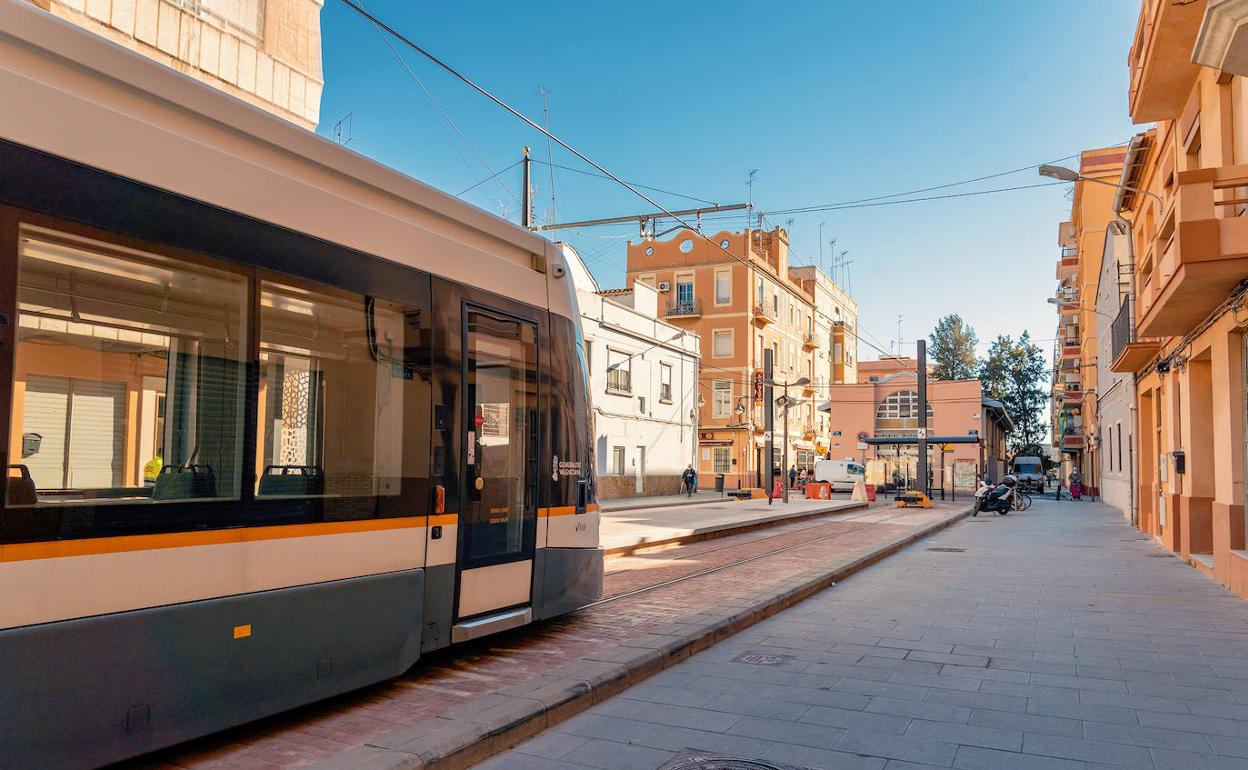 Final de la Línea 10 en el barrio de Nazaret. 