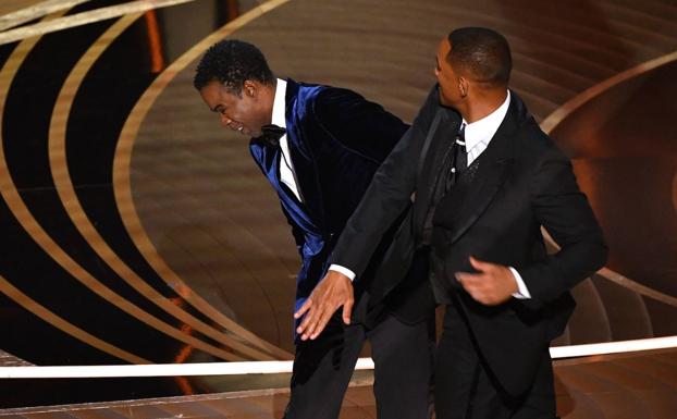 La Academia condena la bofetada de Will Smith en los Oscar y lanza una investigación del incidente 