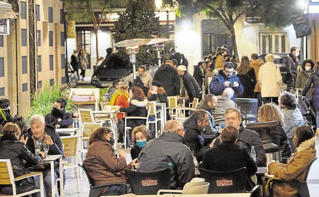 Las restricciones que aún estarán en vigor en Semana Santa en la Comunitat Valenciana