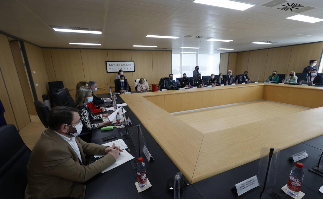 Reunión de la comisión de violencia de género. 