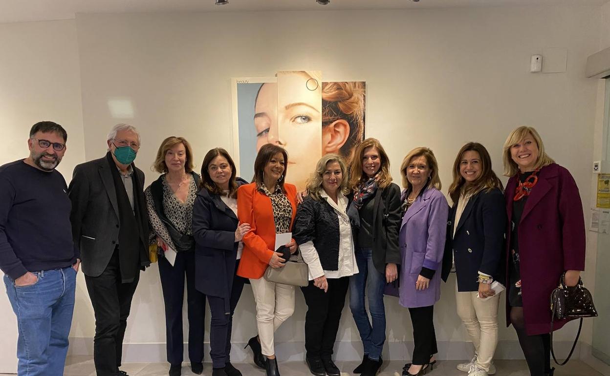 Paco Llopis, Horacio Silva, Adoración de Rufino Ramón, Felisa Martínez, Maru González, Sara Joudi, Amparo Ortuño, Teresa Nuez, Mª José López y Mª José Peidró.