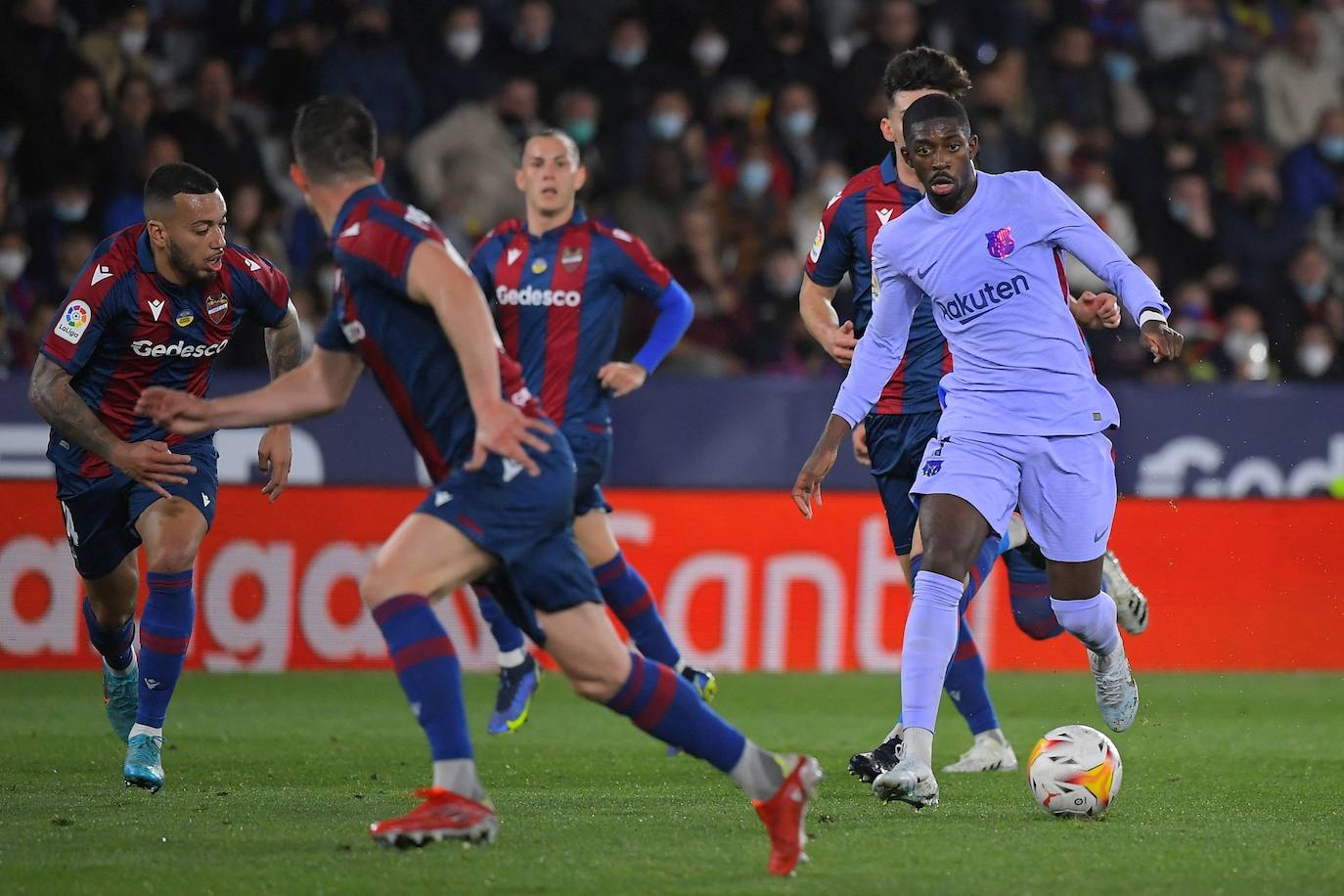 Fotos: Las mejores imágenes del Levante UD-FC Barcelona