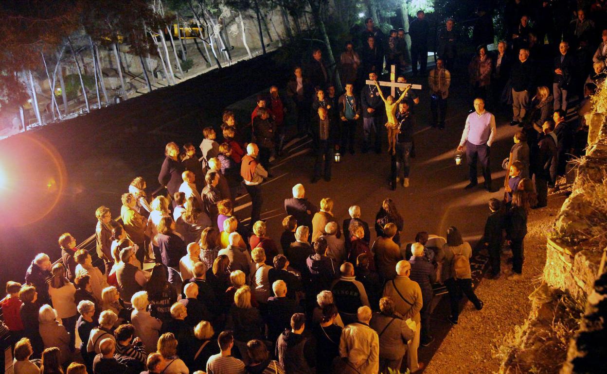 Uno de los últimos Vía Crucis celebrados en Dénia antes de la pandemia. 