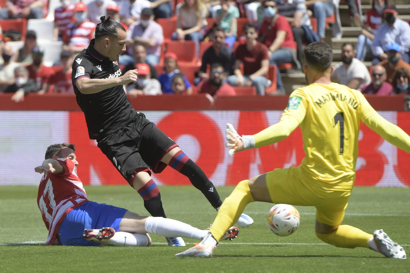 Fotos: Las mejores imágenes del Granada CF-Levante UD