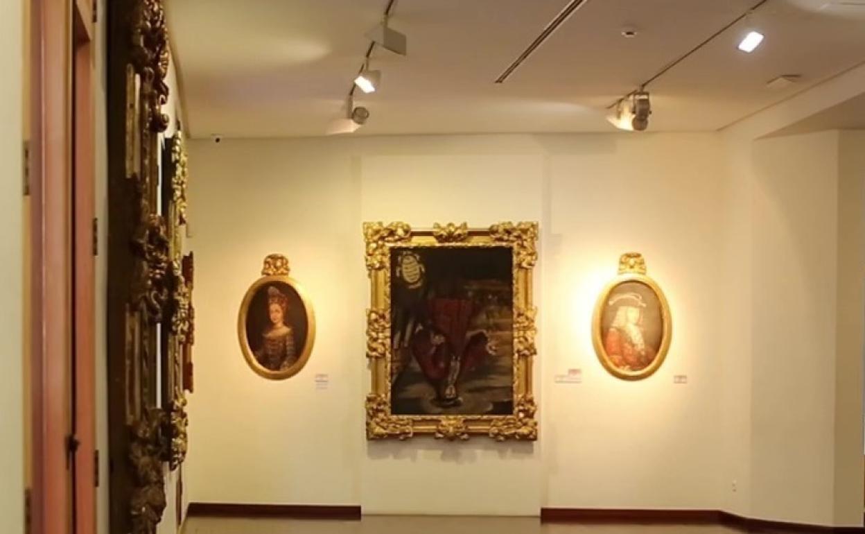 Retrato de Felipe V boca abajo en el Museo de Bellas Artes de Xàtiva. 