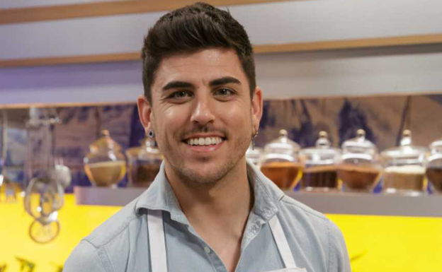 Quién es Adrián, el joven bilbaíno que busca dar un nuevo rumbo a su vida en 'Masterchef'