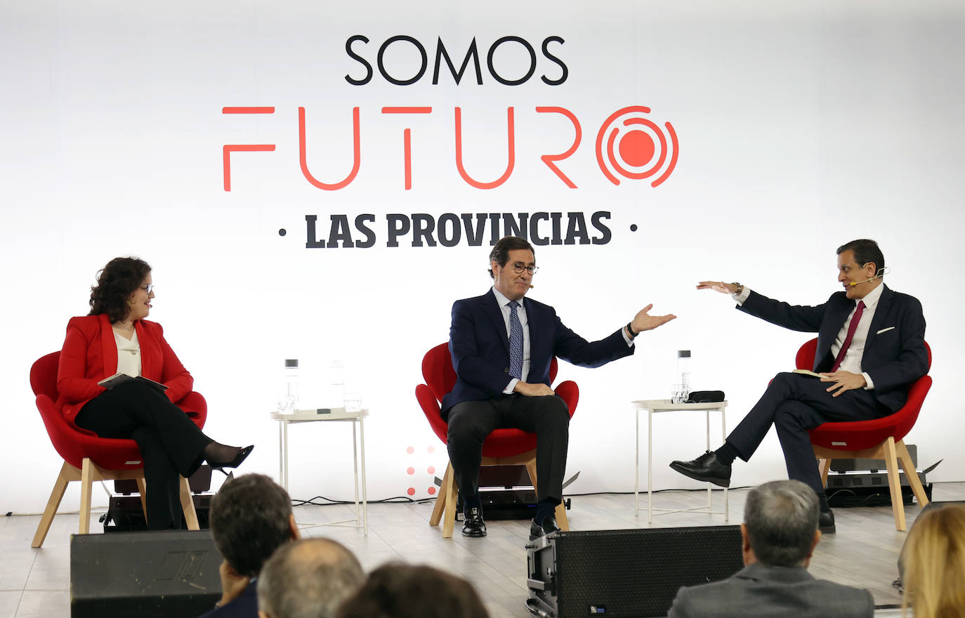 Fotos: Garamendi, presidente de la CEOE, visita LAS PROVINCIAS