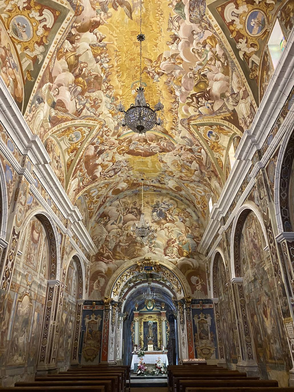 Fotos: La capilla sixtina que se esconde en el interior de la Comunitat