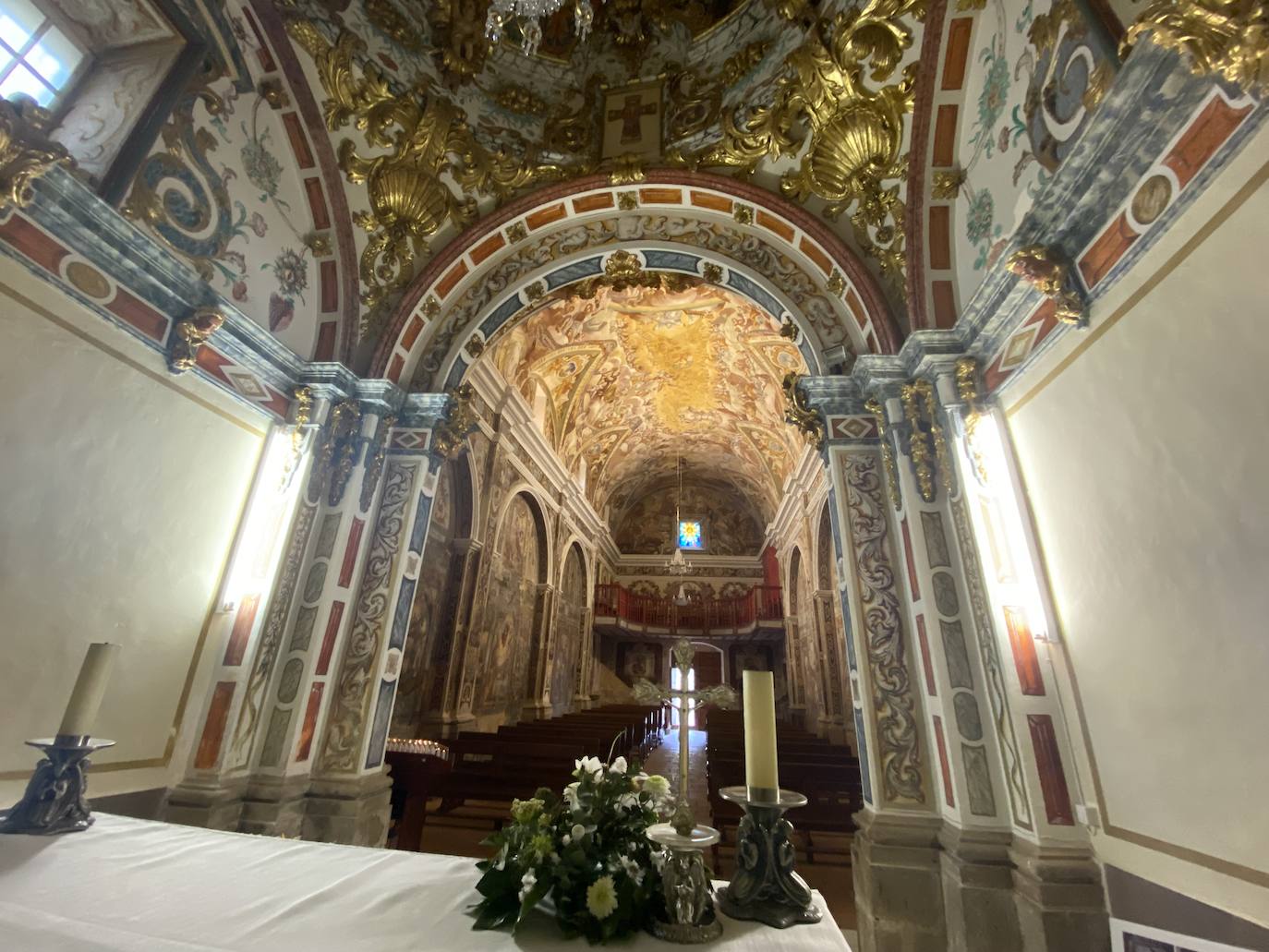 Fotos: La capilla sixtina que se esconde en el interior de la Comunitat