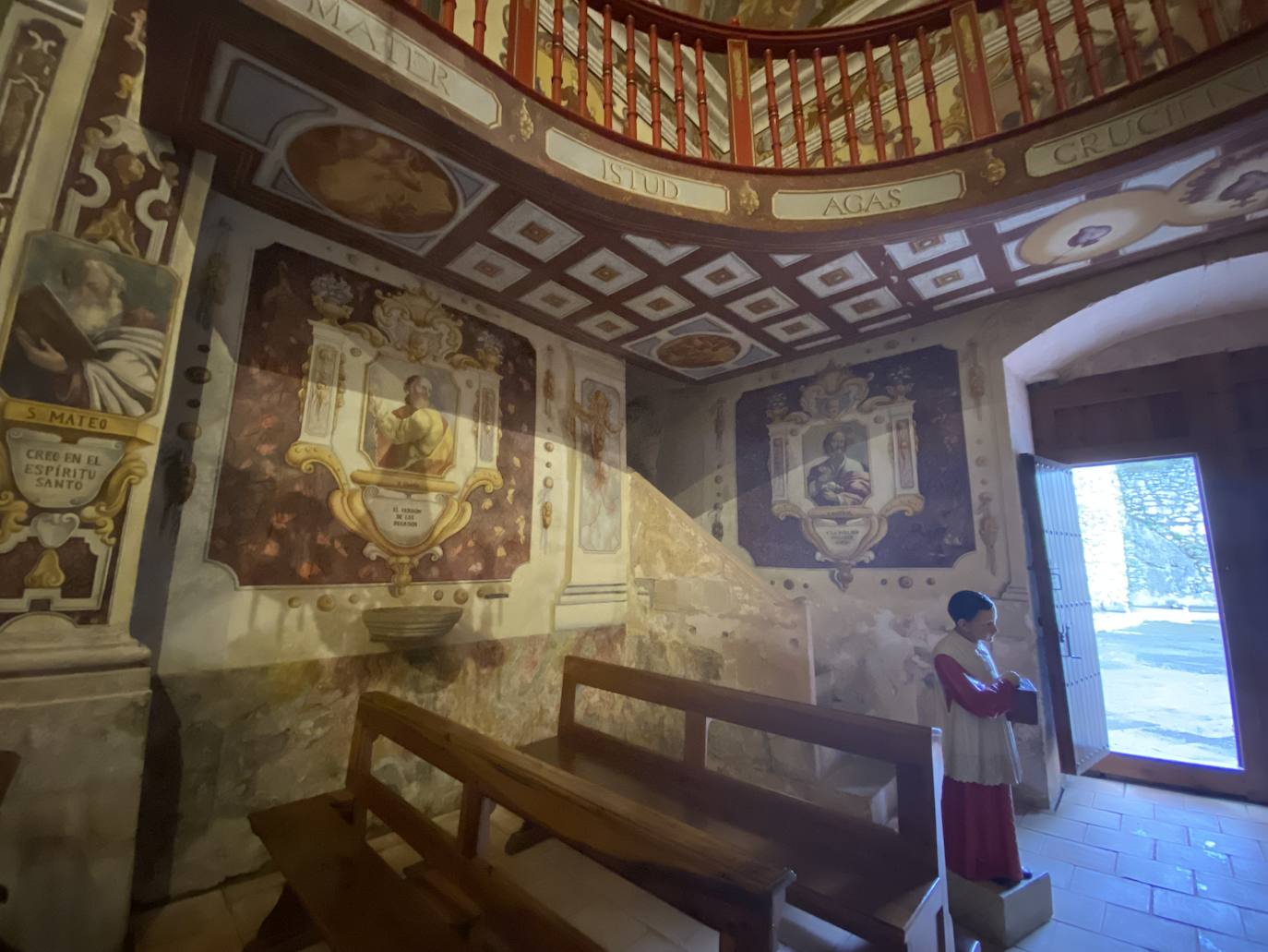 Fotos: La capilla sixtina que se esconde en el interior de la Comunitat