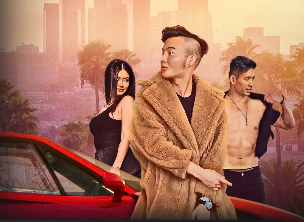 'El imperio de la ostentación' | Plataforma: Netflix. Estreno: Segunda temporada el 13 de mayo. Sinopsis: Unos (realmente) ricos y juerguistas amigos asiáticos y asiático-americanos de Los Ángeles llevan las fiestas, el glamur y el drama a la máxima potencia en este reality.