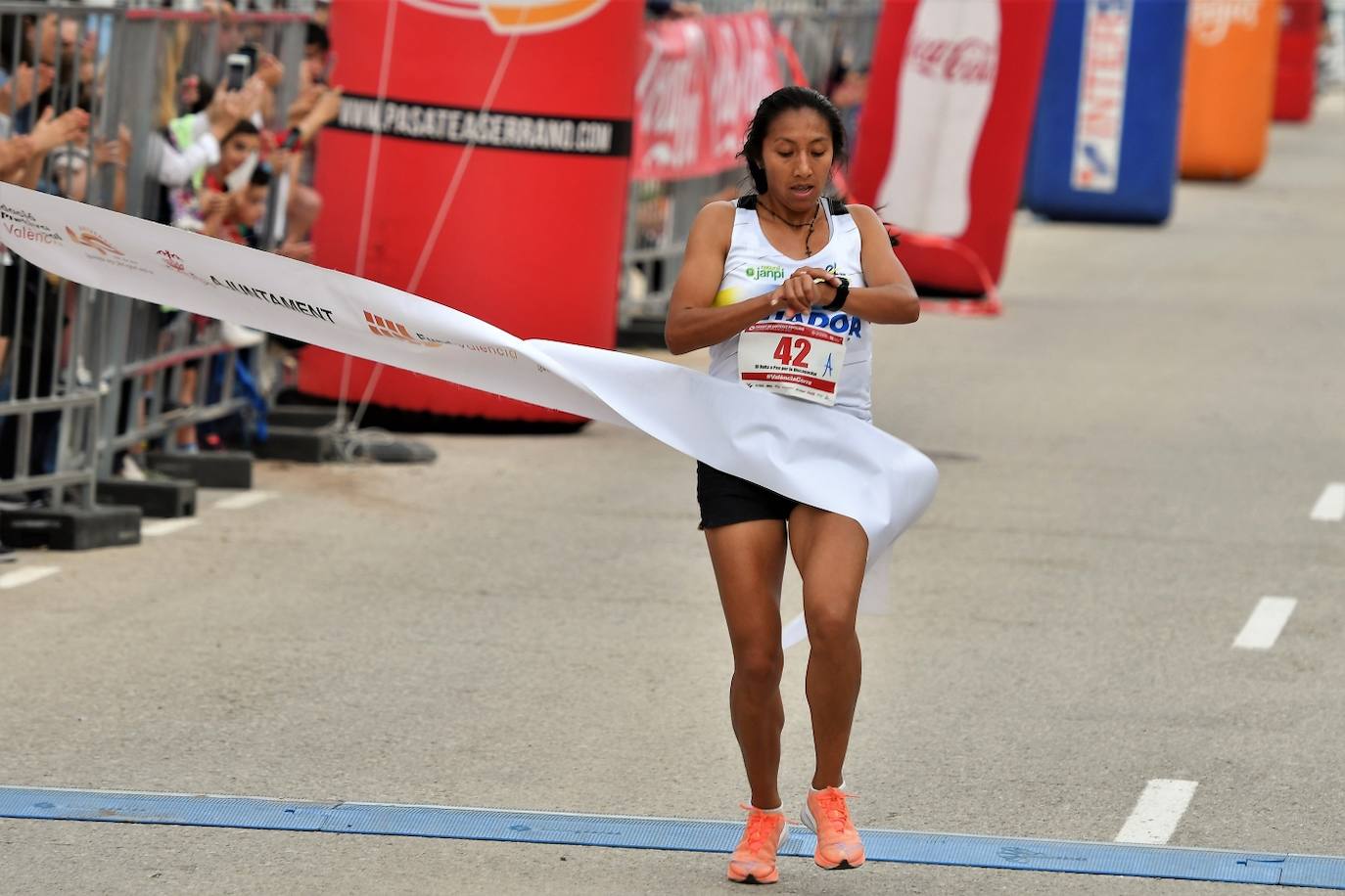 Fotos: Búscate en la Carrera por la Discapacidad de Valencia