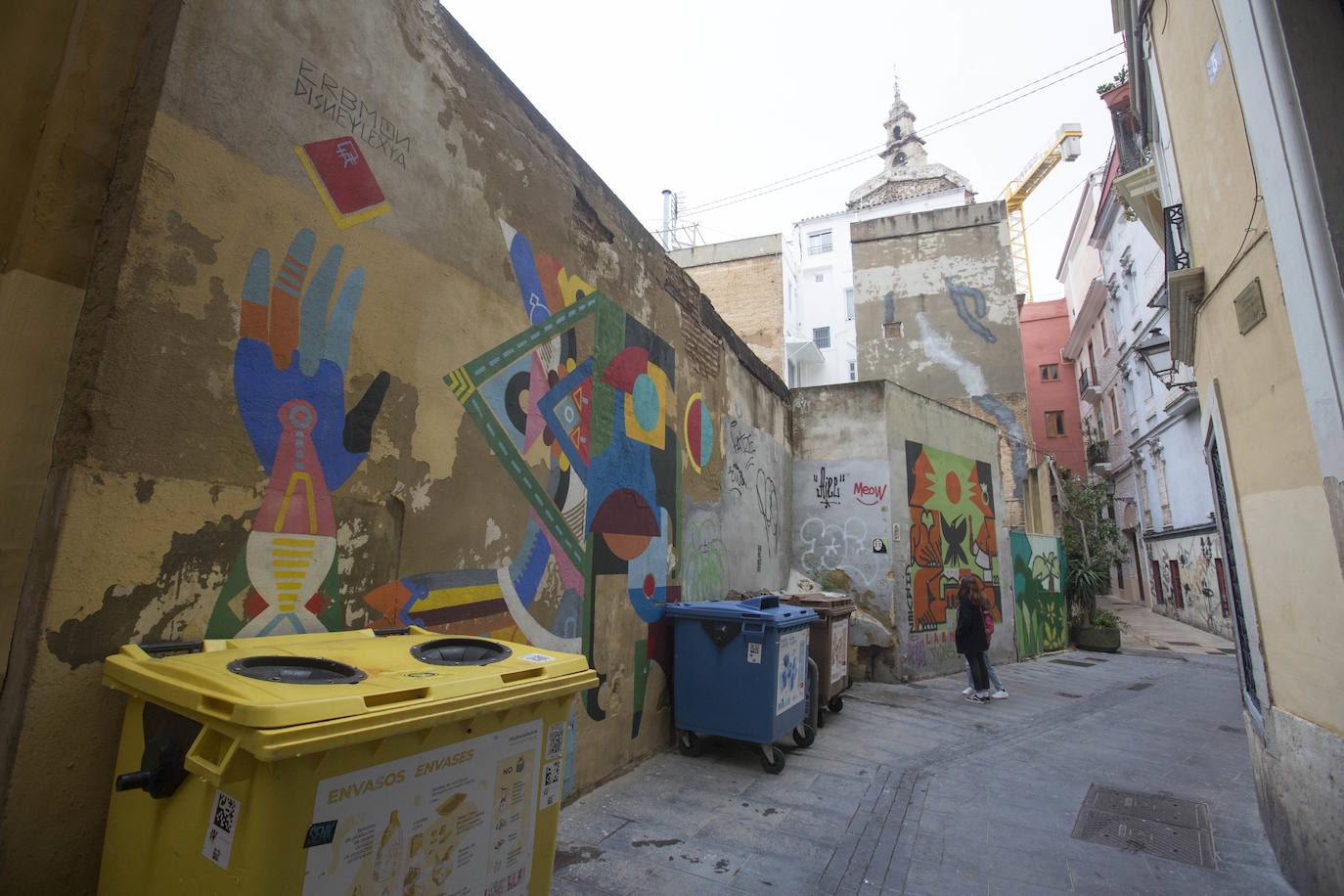 Fotos: Solares abandonados y dejadez en Ciutat Vella